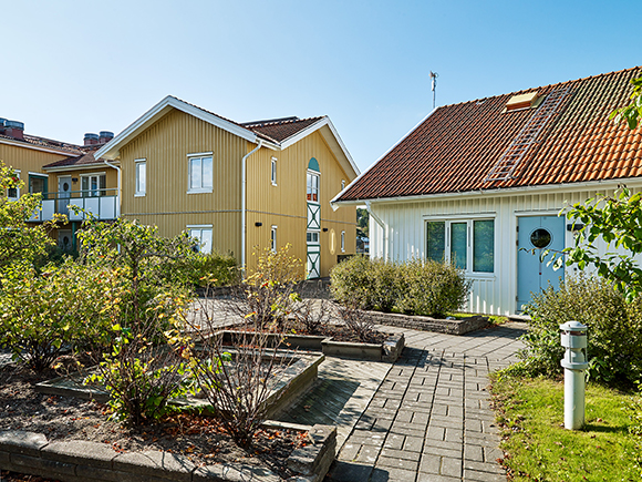 Stenungsund, Strandvägen 36-38